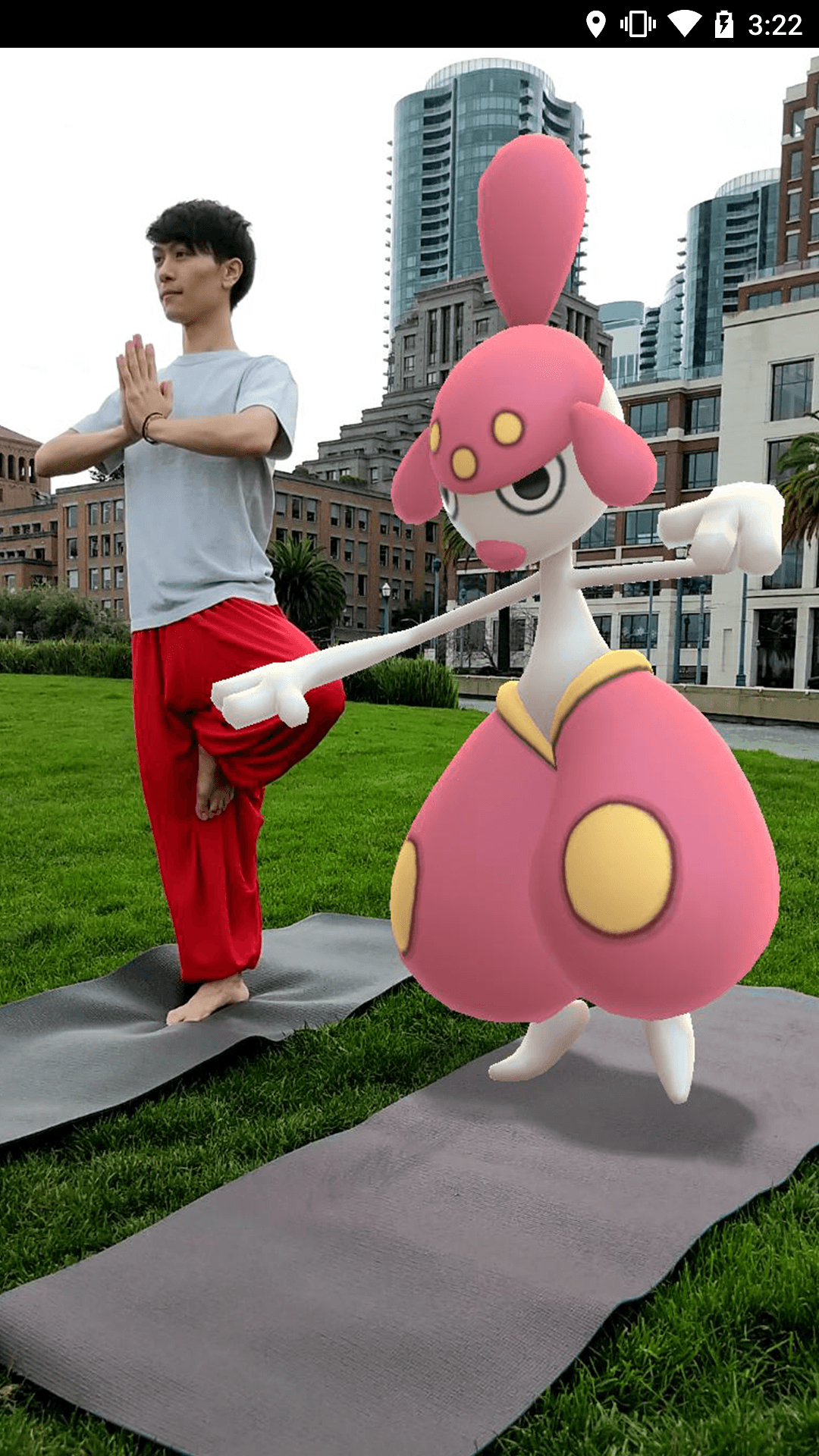 Lade Pokémon GO mit BlueStacks auf den PC herunter