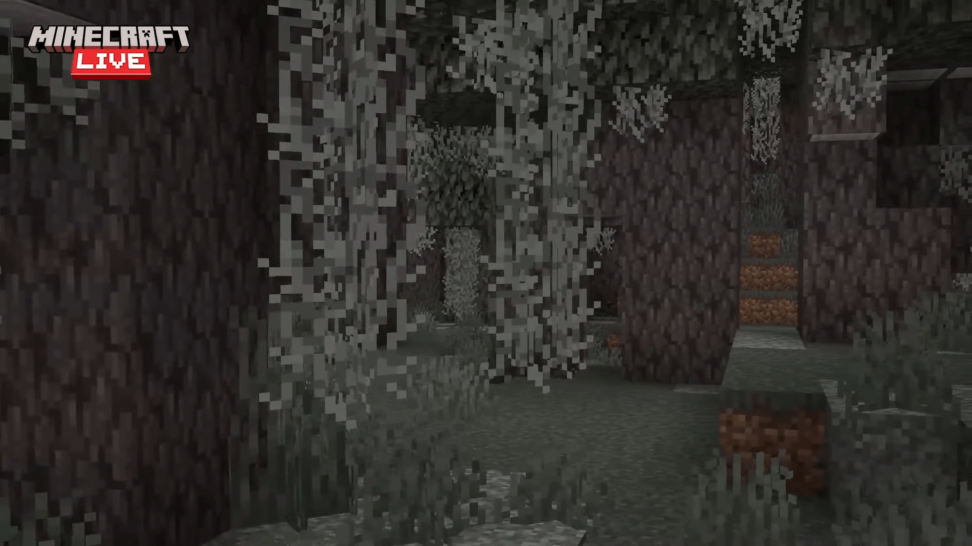 Minecraft Java Update - Exploring the Pale Garden and the Terrifying Creaking Mob